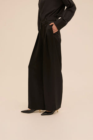 Pleated Wide Leg Trouser - Abadia