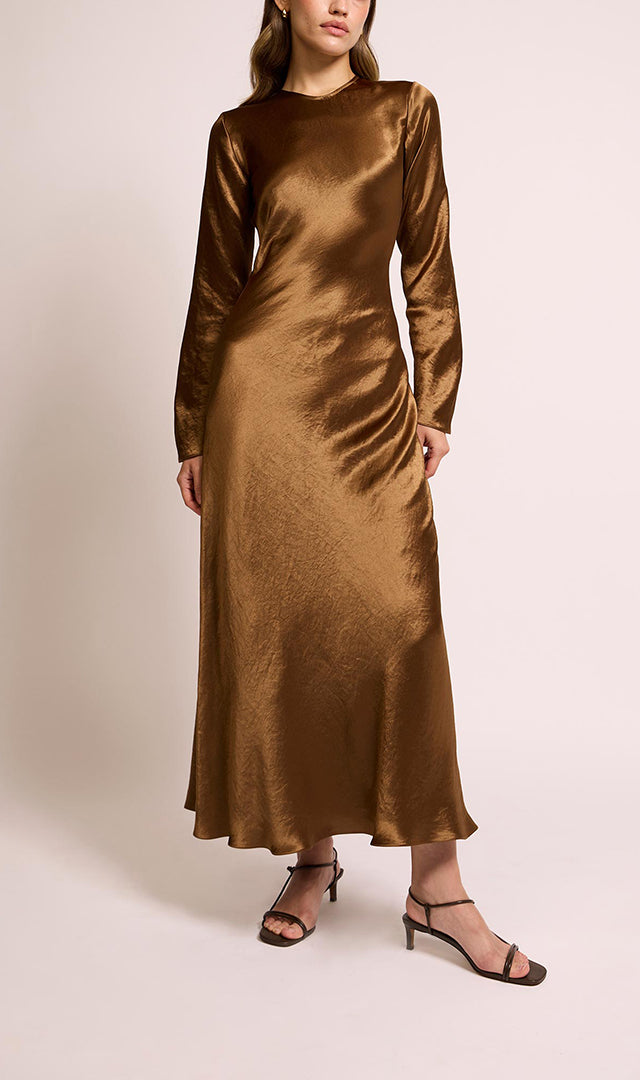 cleo-in-brown 1jpg
