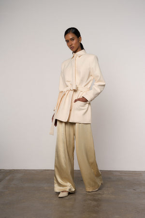 Cropped Utility Jacket in Cream - Abadia