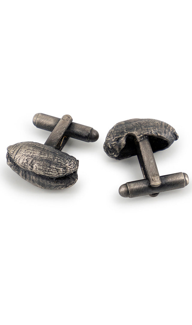 files/date-pit-cufflinks-in-silver-gunmetal-1.jpg