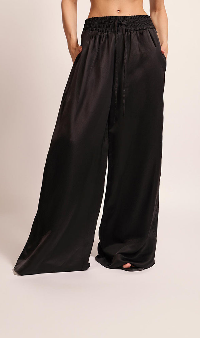 drawstring-trousers 1jpg
