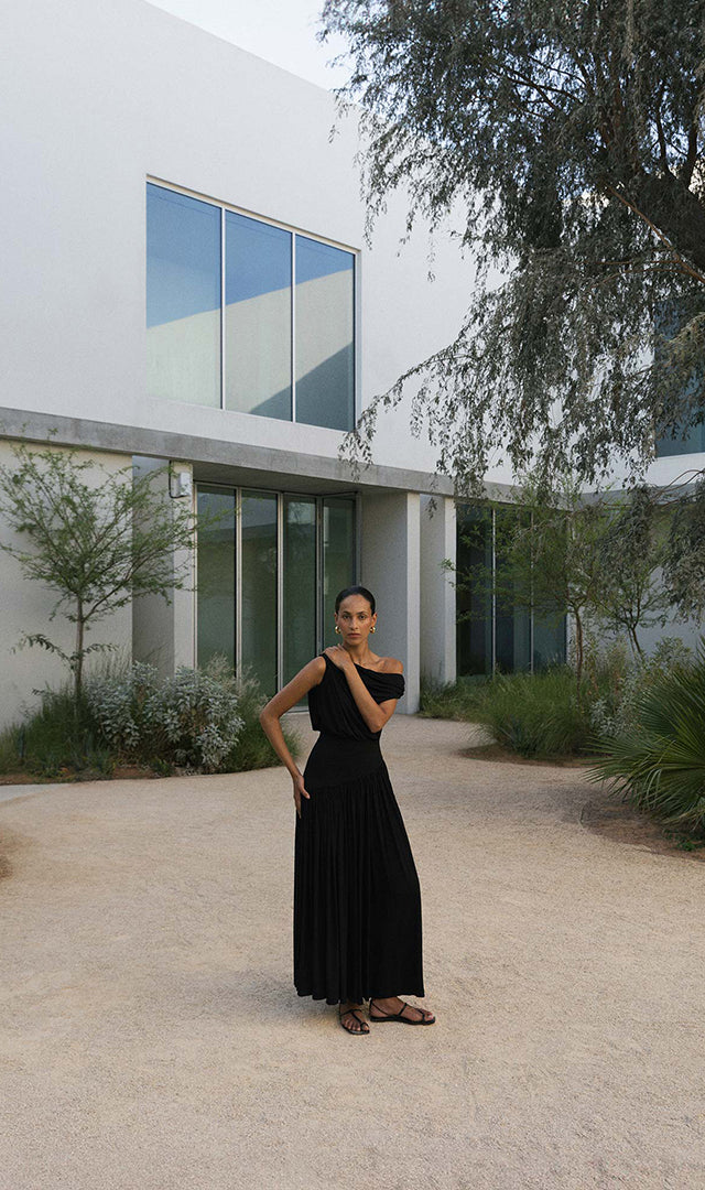 Gwen Off Shoulder Drape Dress in Black