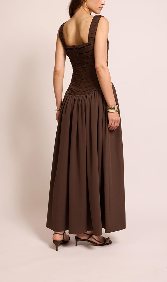 files/midi-kaia-square-neck-dress-brown-_3.jpg