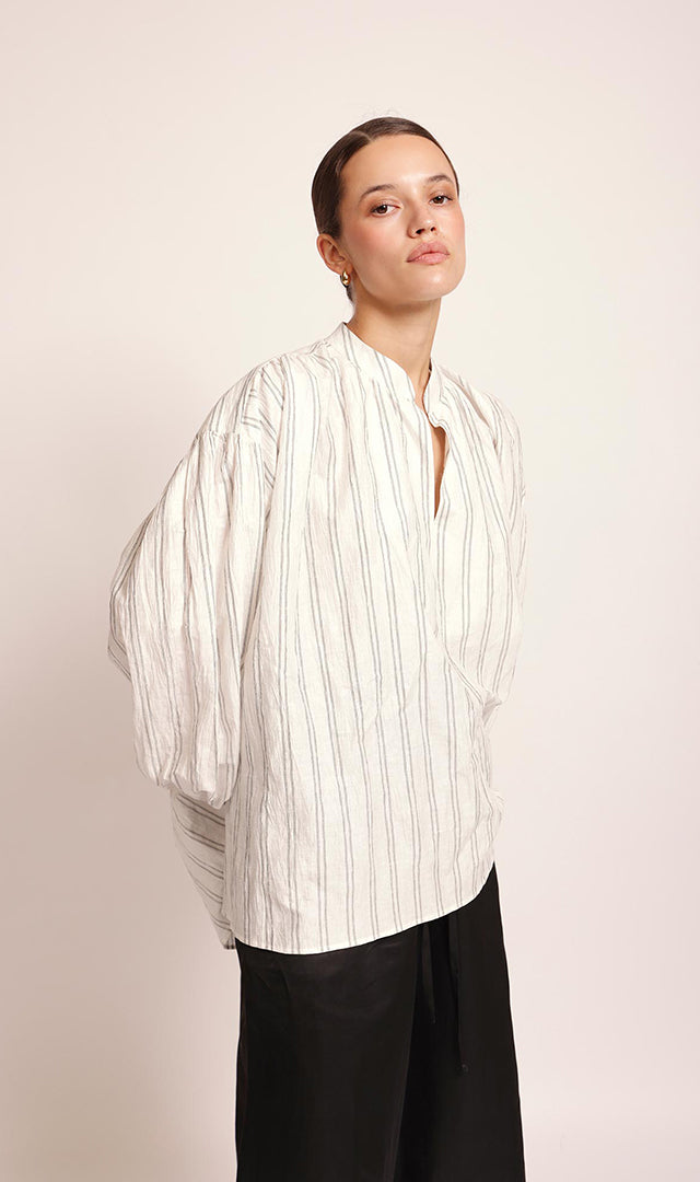 oversized-kaftan-shirt-in-stripe 3jpg