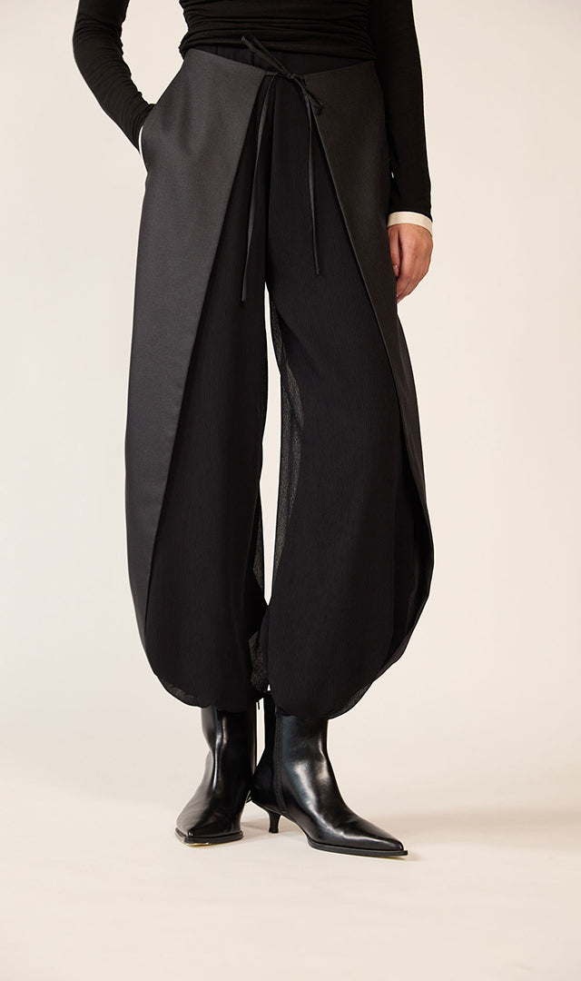 files/tie-wrap-trousers-black-_3.jpg
