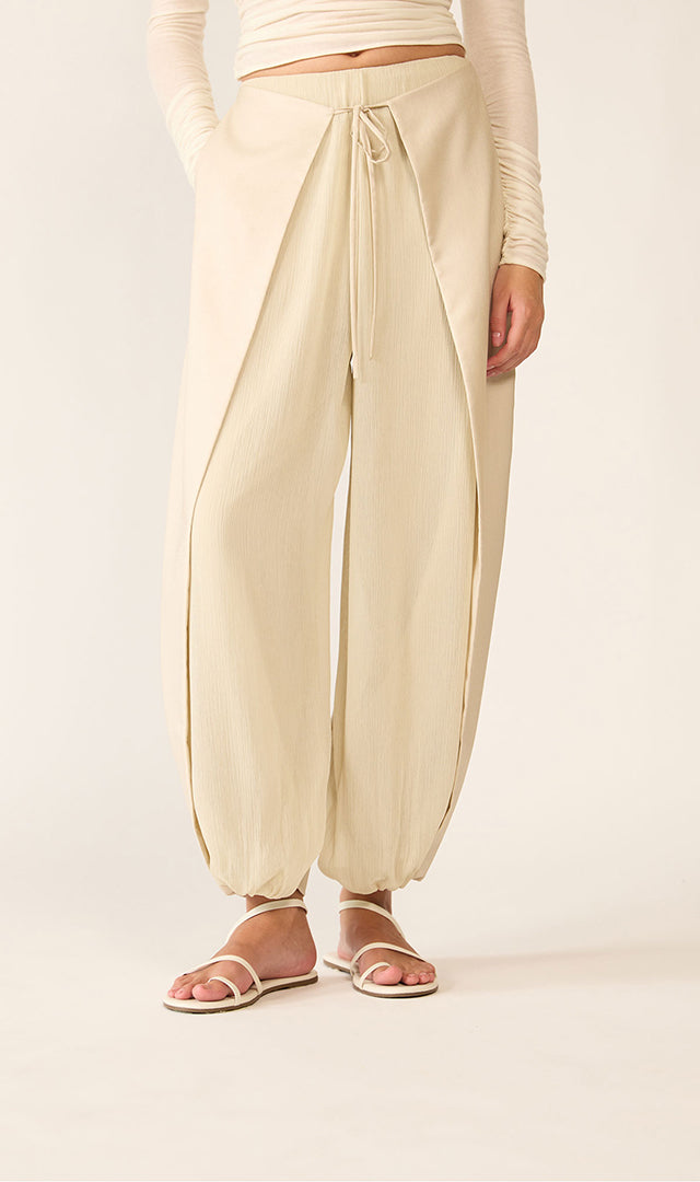 files/tie-wrap-trousers-taupe-_3.jpg