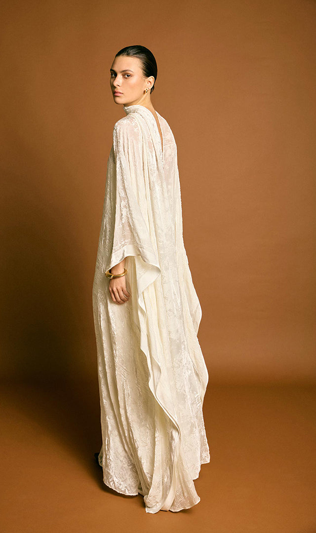 files/velvet-abadia-kaftan-in-white-lookbook_2.jpg